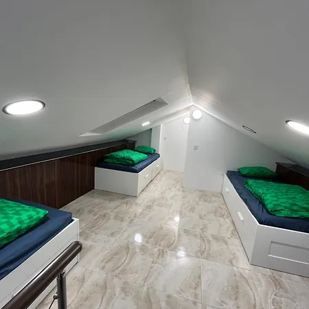 Sunset Duplex פואנגירולה